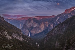 Gary Hart Photography: Sunset Moonrise, Merced River and Bridalveil Fall, Yosemite