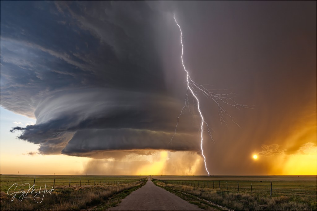Gary Hart Photography: Sunset Supercell Lightning, Amistad, New Mexico