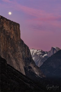 Gary Hart Photography: Tunnel View Moonrise, El Capitan and Half Dome, Yosemite